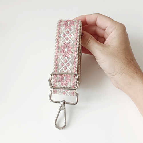 Popruh světle růžový