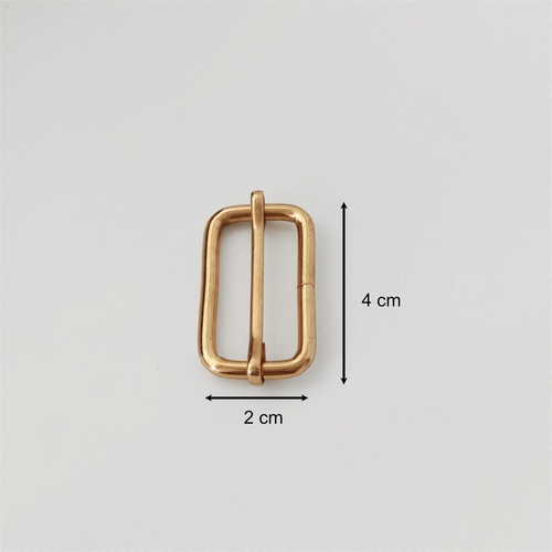 Průvlek kovový zlatý