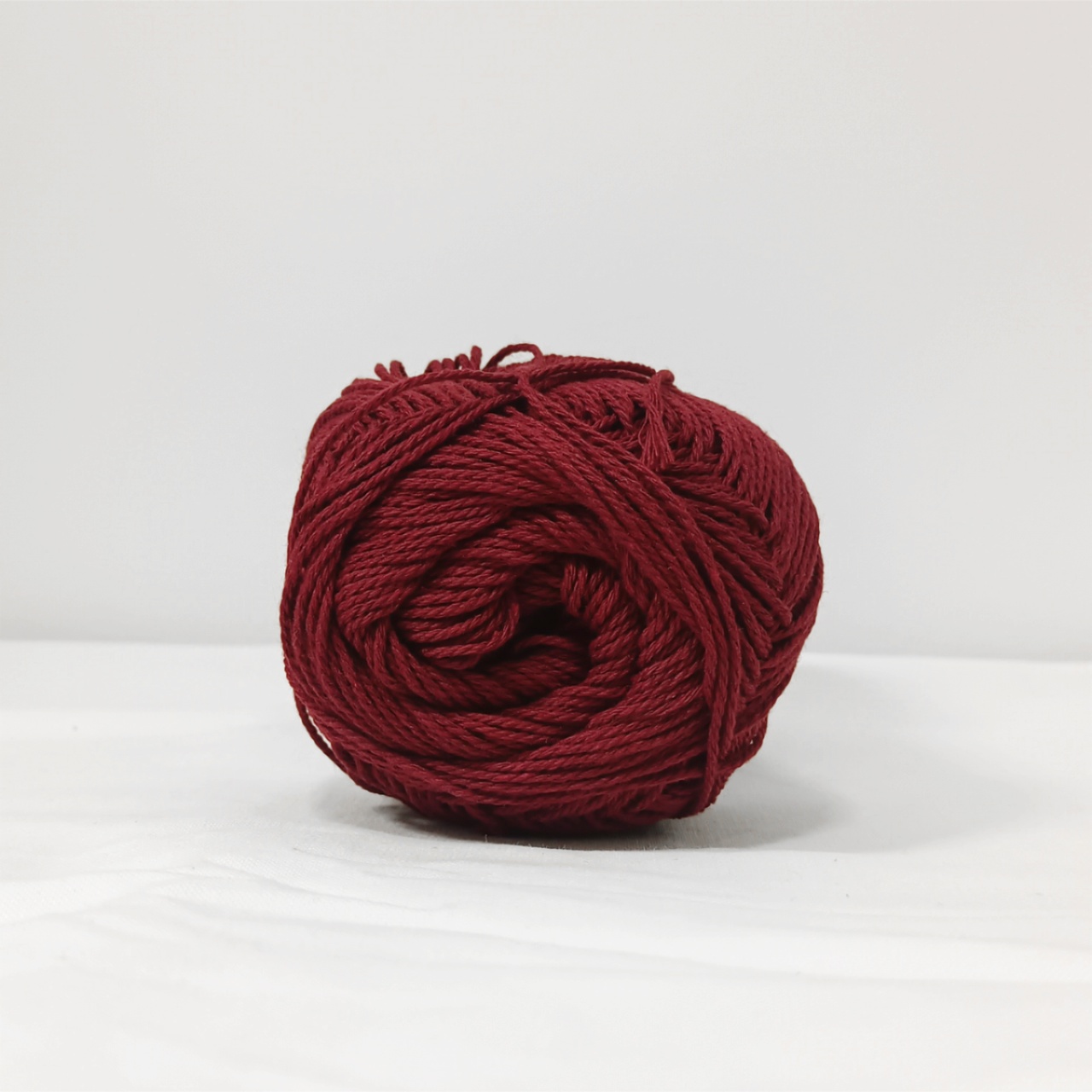 3 klubka Reknit vínová - 1