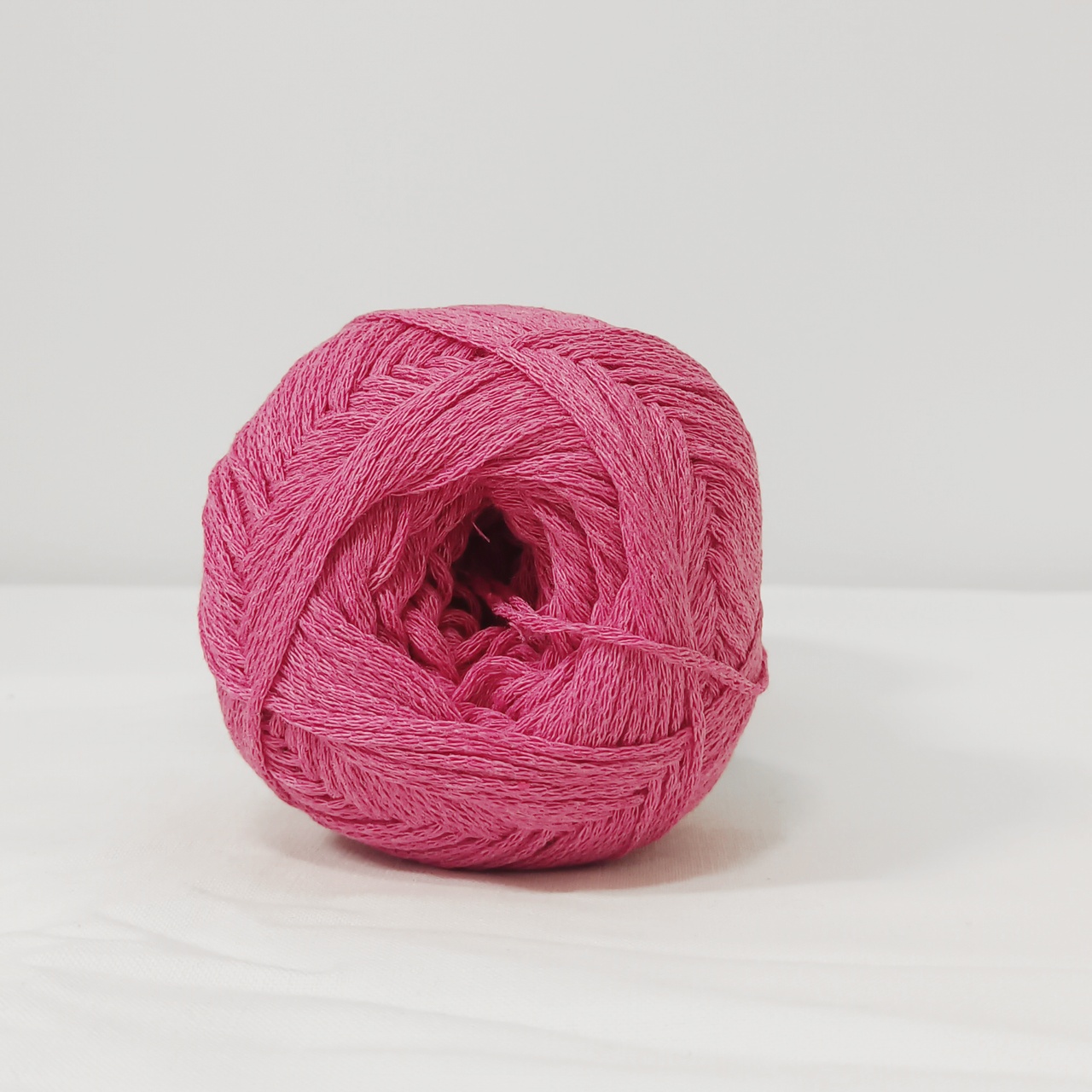 3 klubka Slim Macrame tmavě růžová - 1