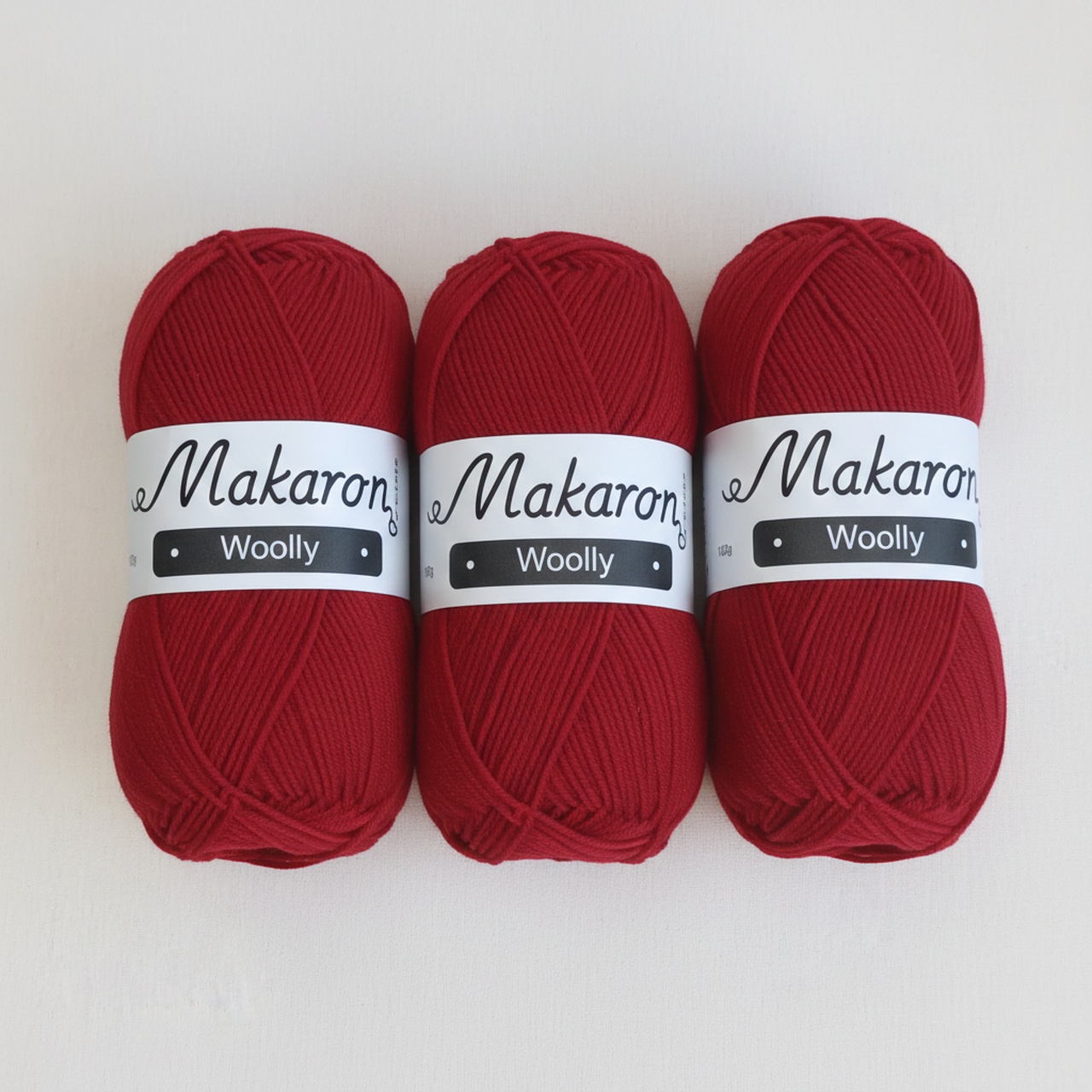 3 klubka Woolly červená