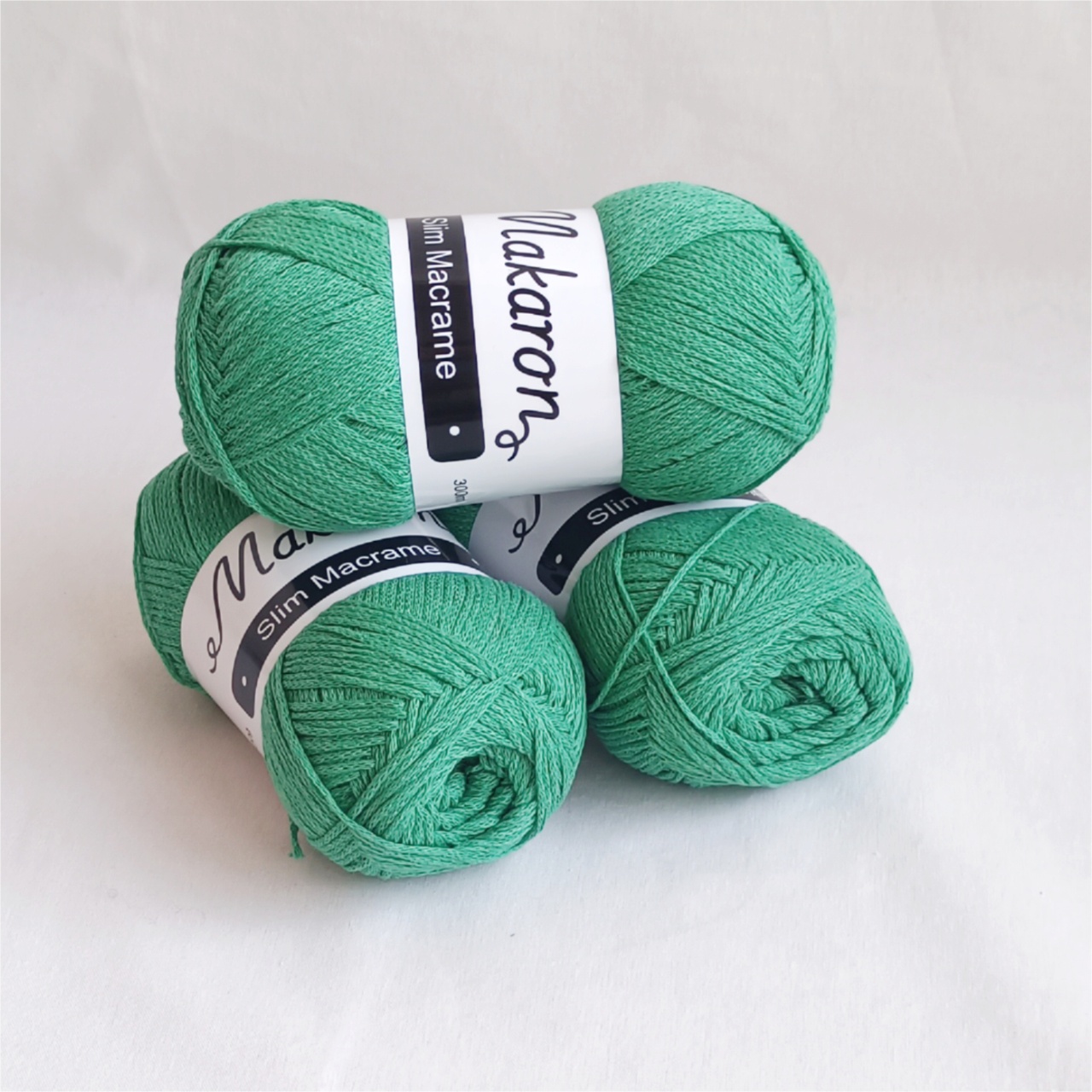 3 klubka Slim Macrame