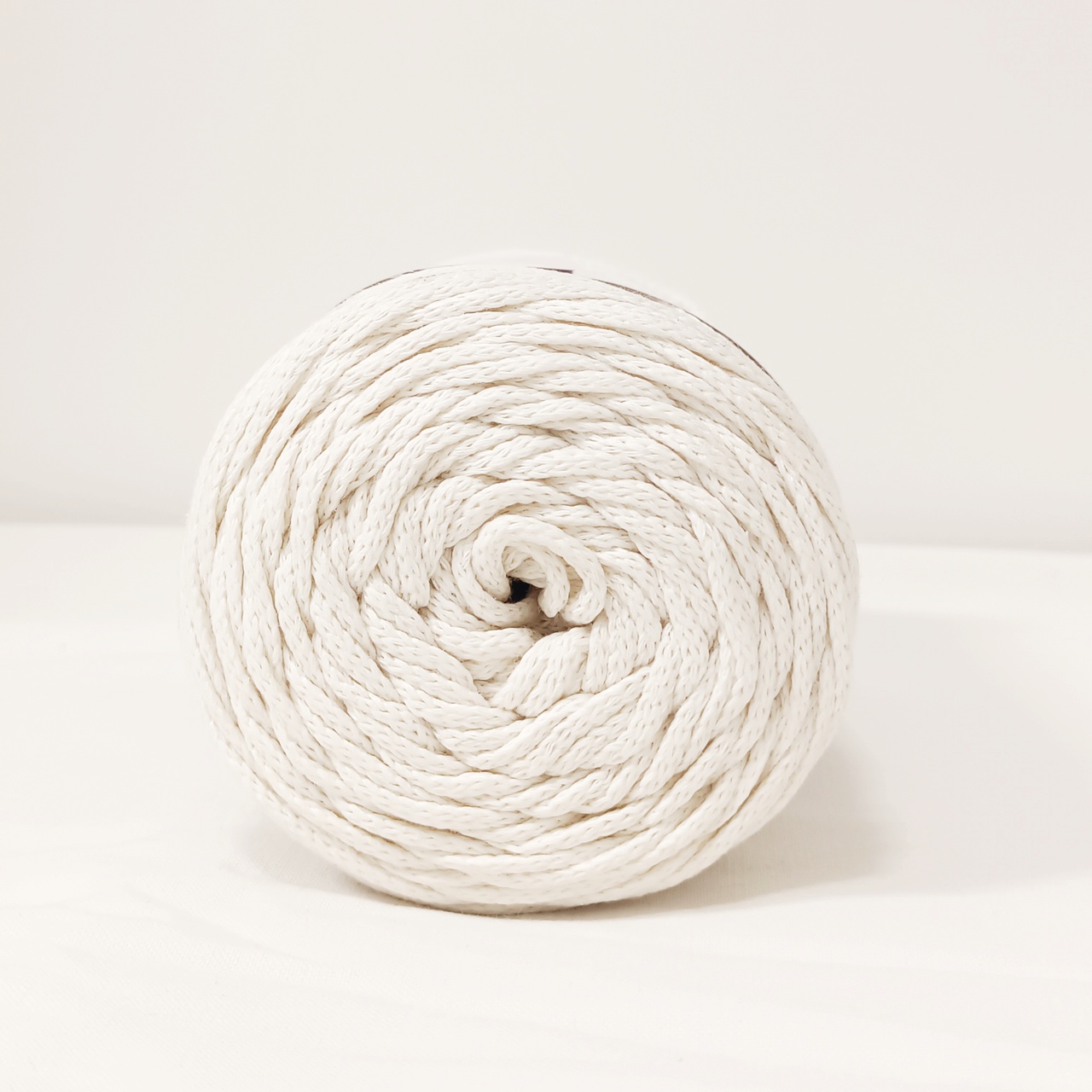 Cotton Macrame smetanová 3mm - 1