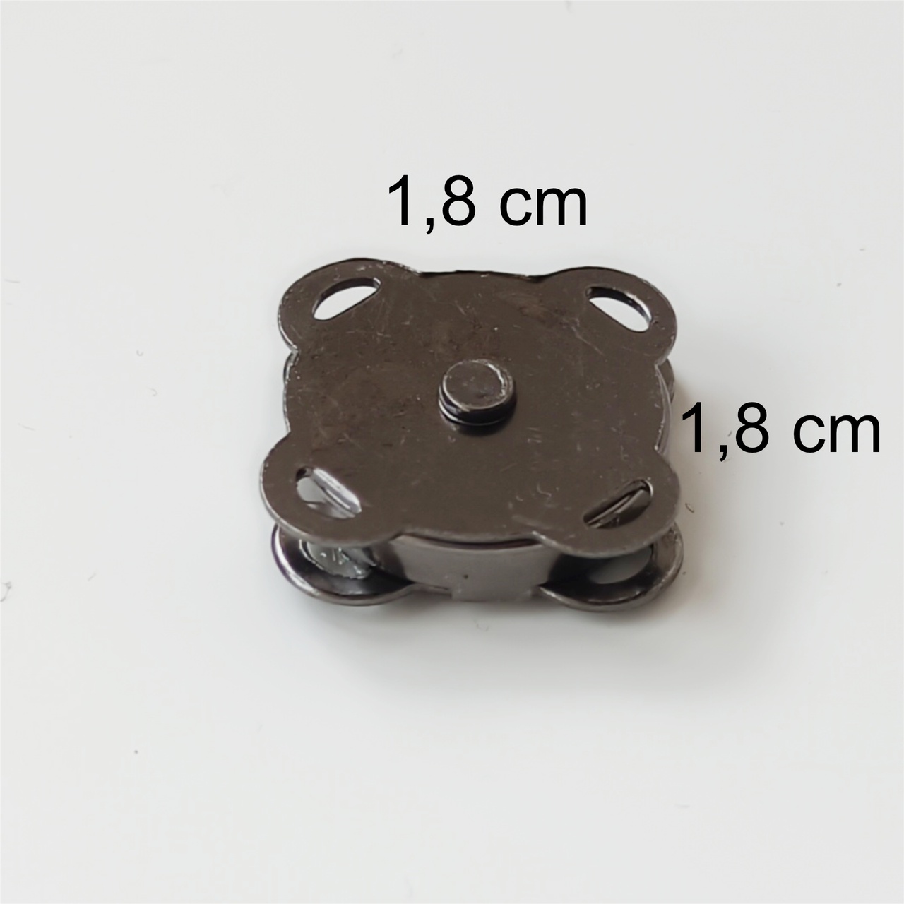 Magnetické zapínání černé - 1