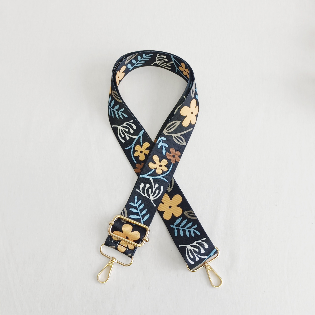 Popruh černý s květy - 2