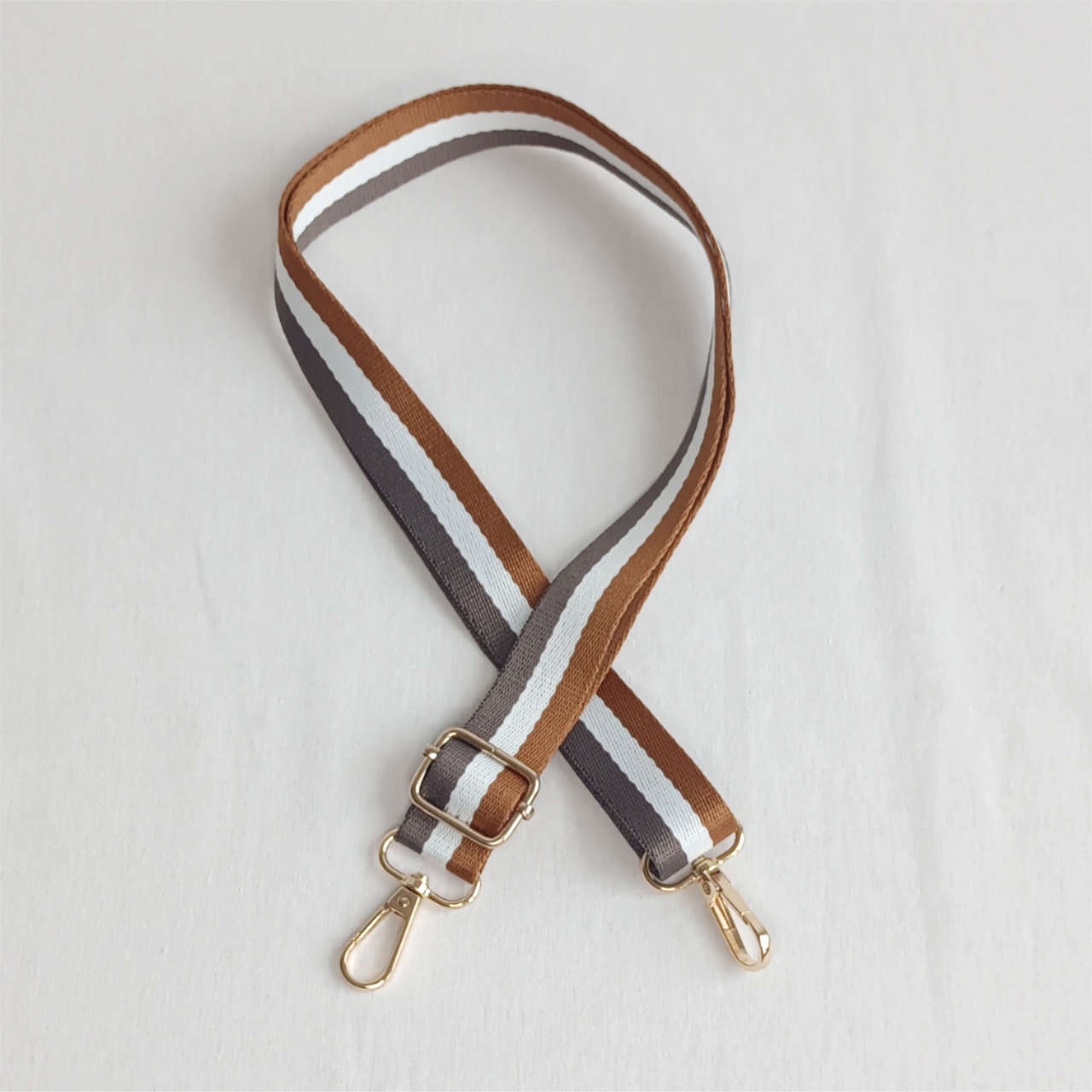 Popruh hnědo bílý - 2