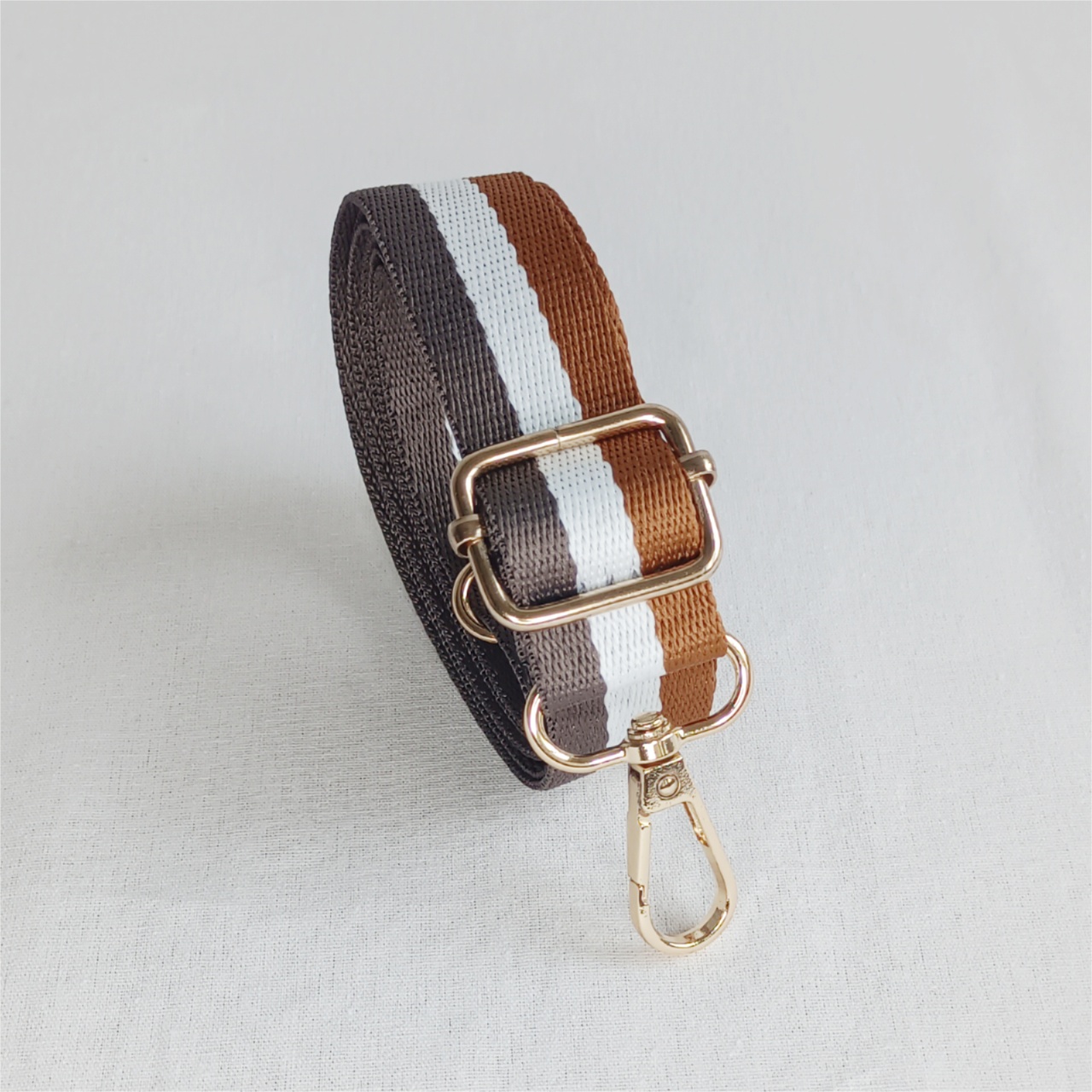 Popruh hnědo bílý - 3