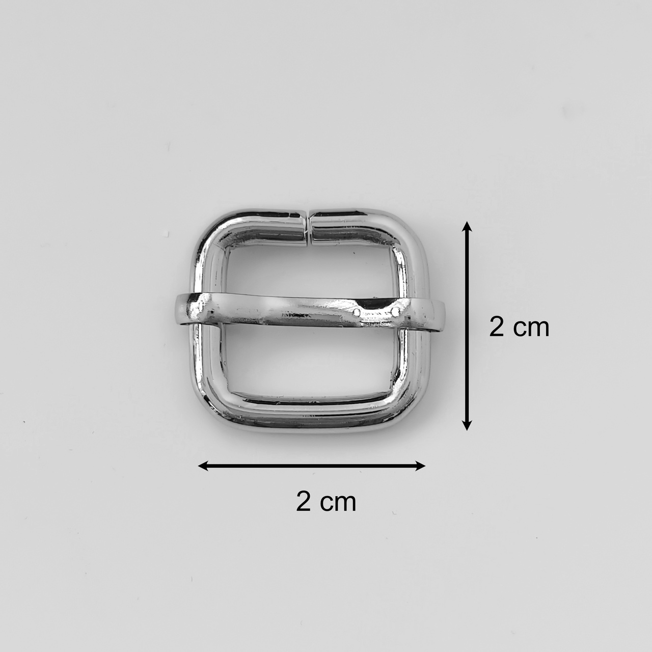 Průvlek kovový stříbrný